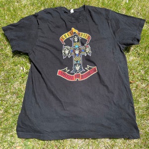 Vtg 2005 Guns N Roses Appetite for Destruction Retro Printed T