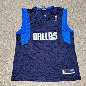 Dallas Mavericks Collectibles, Mavericks Memorabilia, Autographed Merchandise | NBA Store