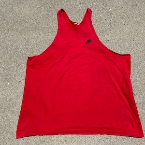 Vtg 90s Nike Swoosh Muscle Tank z przeszytą kratką Nike Spell Out