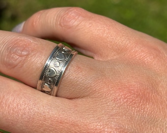 Antique Victorian Heart Sterling Silver Art Nouveau Heart Design Band Ring, Lovely Floral Pattern, Size 7.5, Unique!