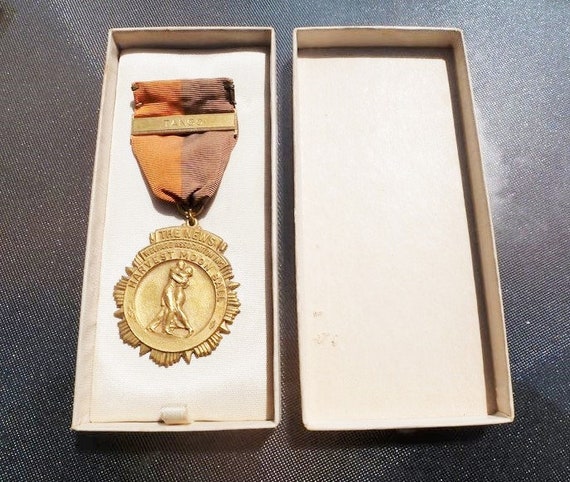 Antique 1940s Art Deco Dance Trophy Tango Brooch,