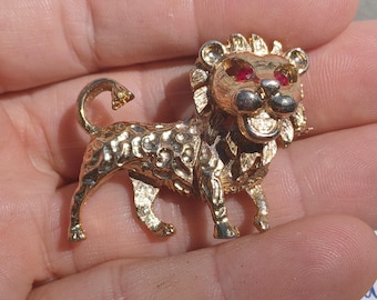 Vintage 1960s Lion Brooch, Perfect for Everyday Wear, Beautiful Design, Leo Sign, 1960s, Wow