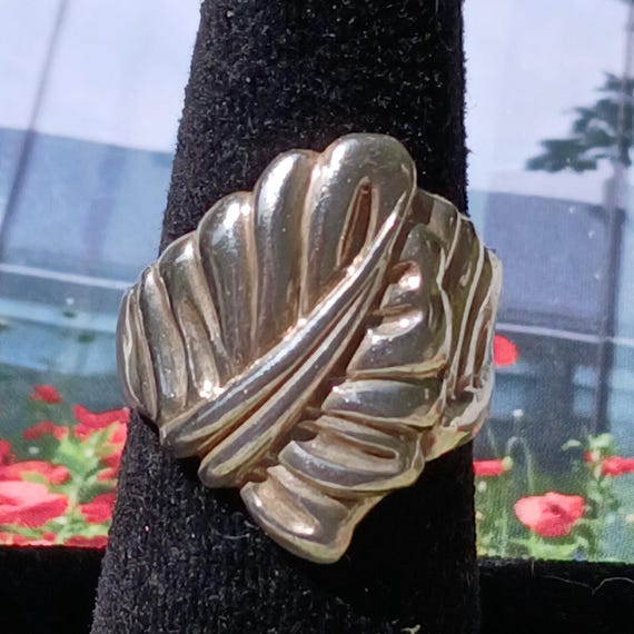 Vintage Leaf Pattern Solid Sterling Silver Bold P… - image 2