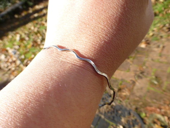 Vintage Solid Sterling Silver Wavy Bangle Bracele… - image 2