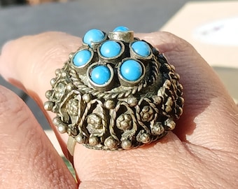 Antique Victorian Floral Design Turquoise Handmade Ring, Antique Piece, 1880s, Size 7, Unusual Piece, Look