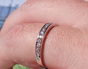Klasyczny pierścionek z białego złota próby 10 000 z naturalnymi diamentami, rozmiar 7, wspaniały design, codzienny pierścionek, po prostu piękny, wow!