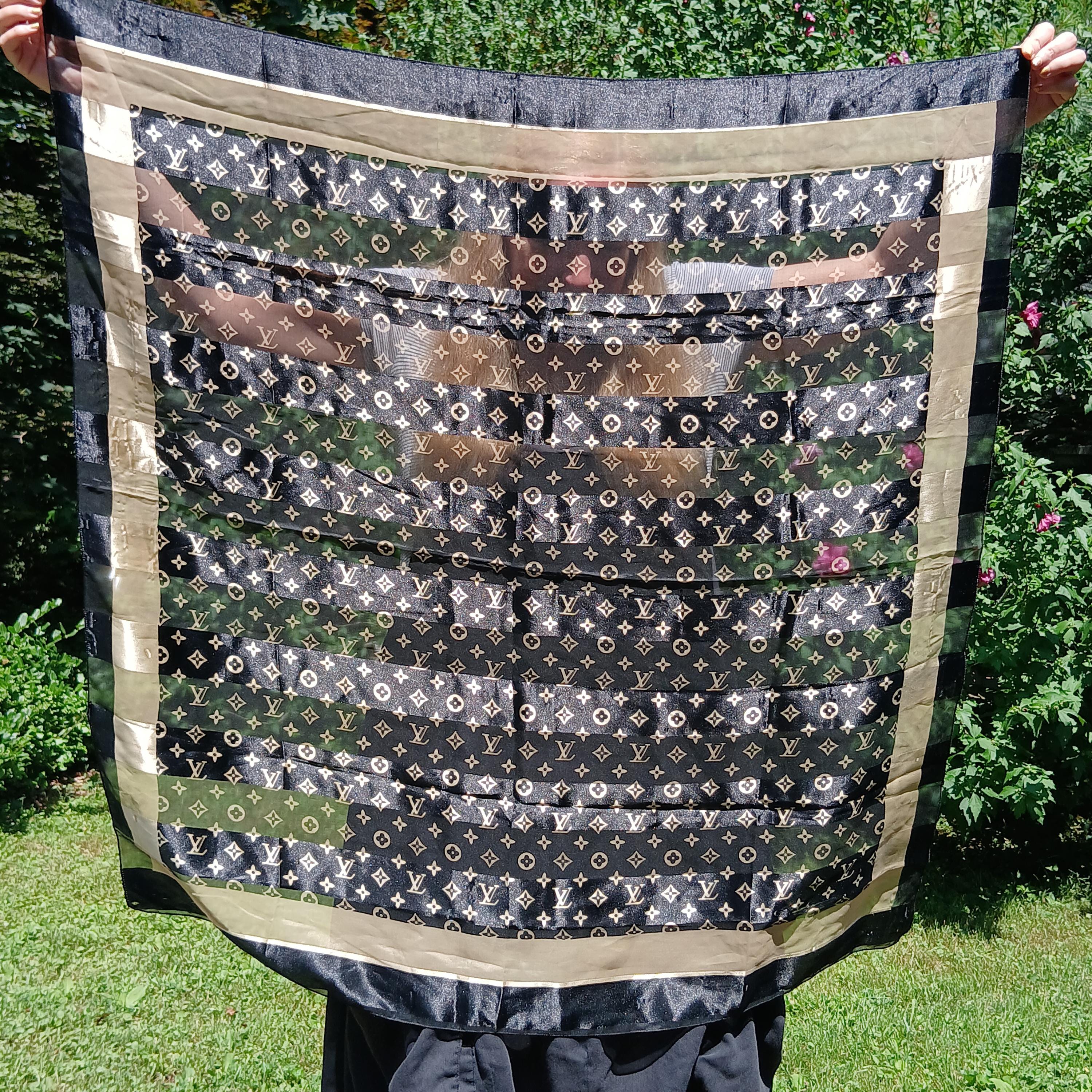 LOUIS VUITTON チェックスカーフ Neo Petit Damier Scarf S00 - Holiday Gifts for Him | LOUIS VUITTON