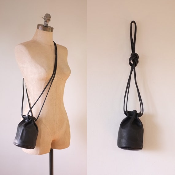 vintage black leather bucket bag | small black dr… - image 1