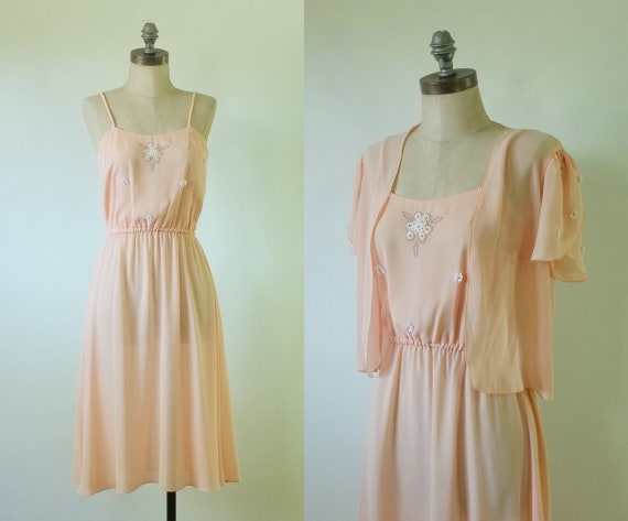 vintage 1970s peach dress | vintage chiffon dress