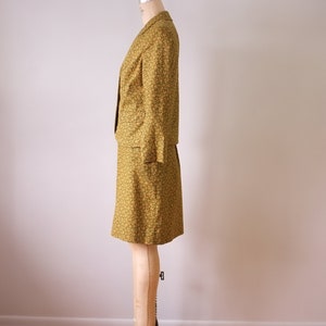 vintage floral skirt suit vintage 1960s green and yellow floral skirt suit vintage Westbury blazer and skirt set image 5