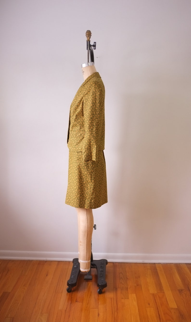 vintage floral skirt suit vintage 1960s green and yellow floral skirt suit vintage Westbury blazer and skirt set image 5