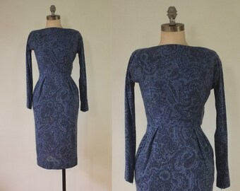 vintage 1940s paisley dress |  vintage navy dress | vintage 1940s navy blue paisley dress | 1940s floral dress