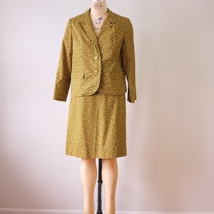 vintage floral skirt suit vintage 1960s green and yellow floral skirt suit vintage Westbury blazer and skirt set image 2