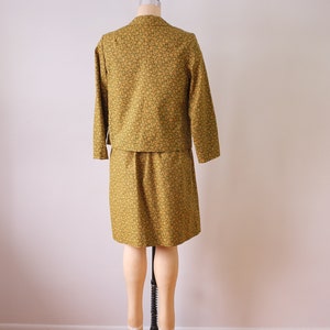 vintage floral skirt suit vintage 1960s green and yellow floral skirt suit vintage Westbury blazer and skirt set image 4