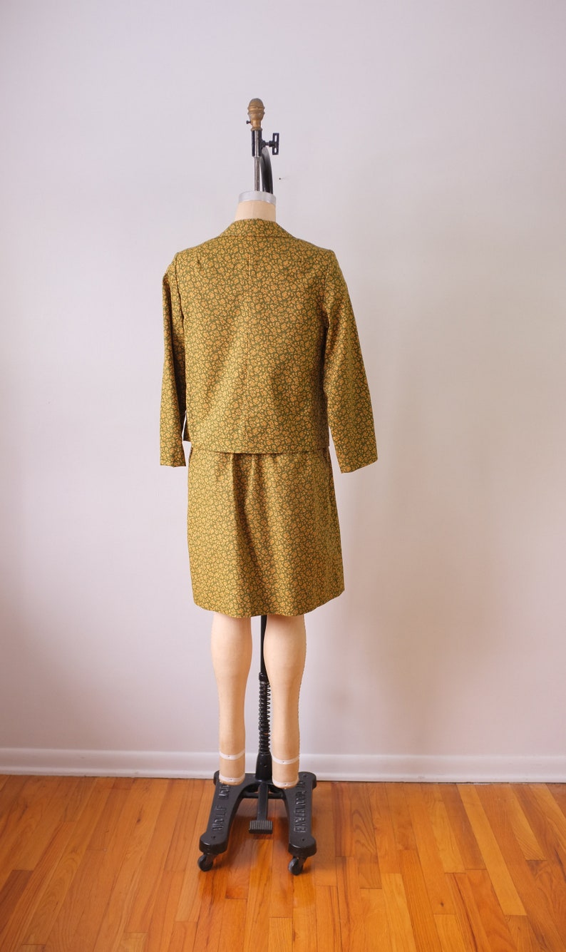 vintage floral skirt suit vintage 1960s green and yellow floral skirt suit vintage Westbury blazer and skirt set image 4