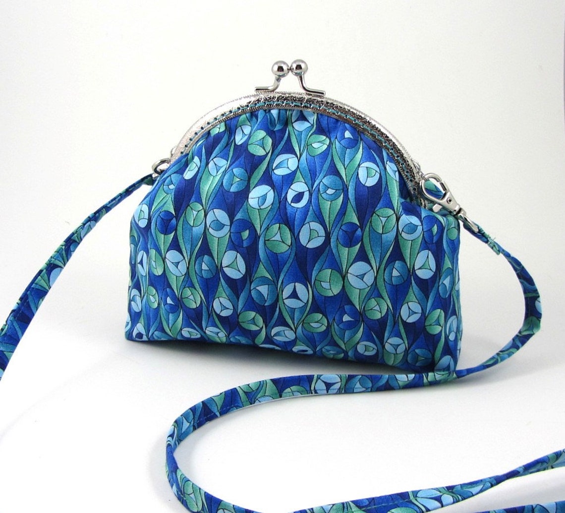 Small crossbody purse kiss lock clasp bag green and blue | Etsy