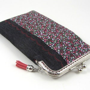 Floral Denim Clasp Phone Case: Embroidered Kisslock Pouch