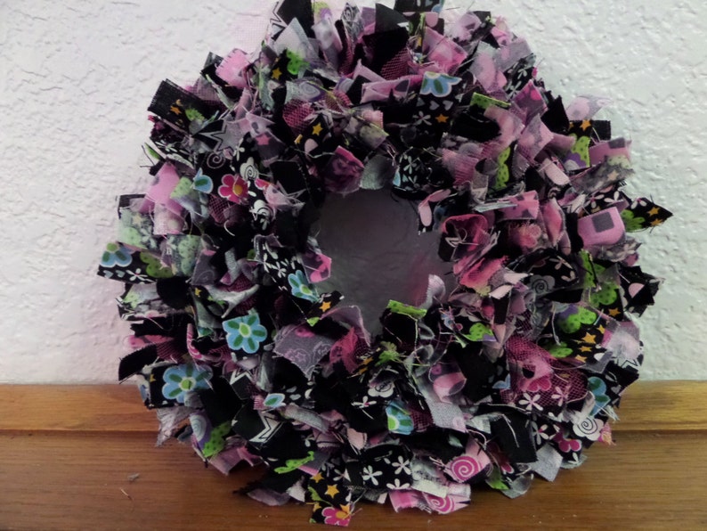 6 Tween Teen Girl Mini Rag Wreath Wall Decor
