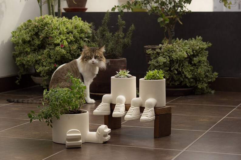 Planter with feet Etsy