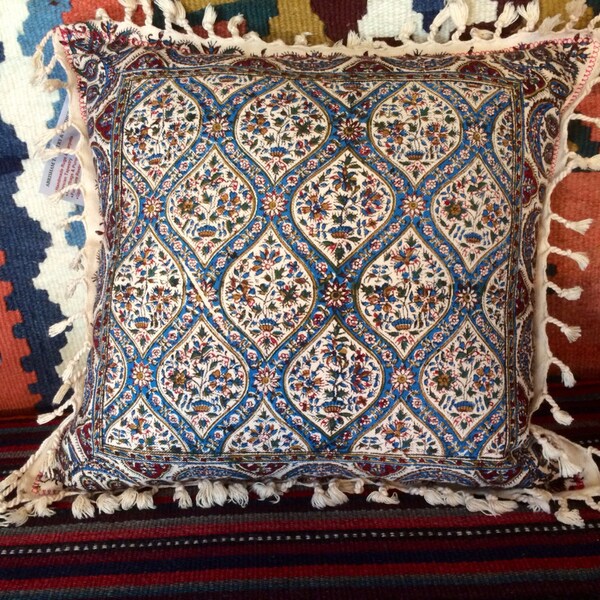 Persian Paisley Pillow Cover in Red Blue White - Decorative Sofa Cushion with Tassels