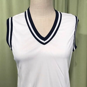Cute Original Vintage 70&#39;s White & Navy Nylon Sleeveless Pullover Top Size L Bust 36 Ever So Slightly Yellowed Shoulders