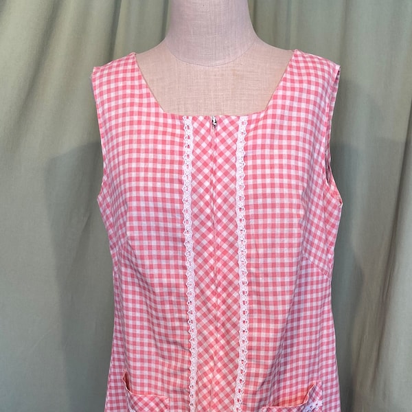 Sweet Original Vintage 70s Pink Gingham Check Cotton Sleeveless Shift Dress w Pockets Bust 42 Waist 42 Hip 46 w a few small spots