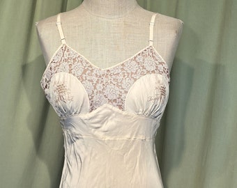 Lovely Original Vintage 30s 40s Beige Rayon Bias Cut &quot;Forget Me Not&quot; Embroidered Full Slip Bust 36