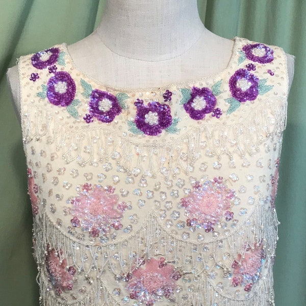 Lavishly Beaded 50s 60s Wool Knit Sleeveless Shimmy Sweater Top Pink Purple Flowers Zip Back Tag Size 38