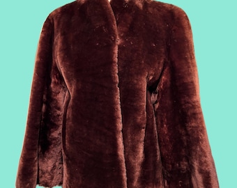 Vintage 1940s Mouton (lamb) Fur Coat, Lined, Size S/M, Hidden