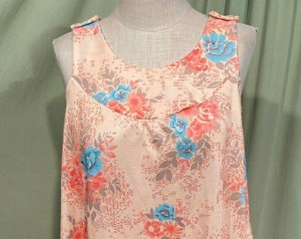 Cute Original Vintage 70s Poly Muu Muu Peach Floral Sleeveless Shift Dress Bust Size S Bust 38