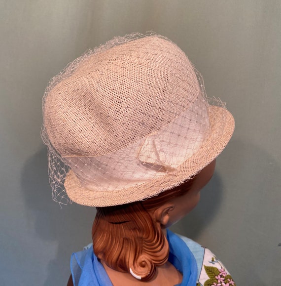 SALE! VINTAGE Mid-Century Gothic 1950s Sheila Hat Cap Drama Retro Chic Chic Original Vintage Mid Century Black Straw Tall Round Hat  main image 4