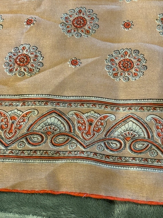 Charming Original Vintage Unbranded Silk Brown & … - image 2