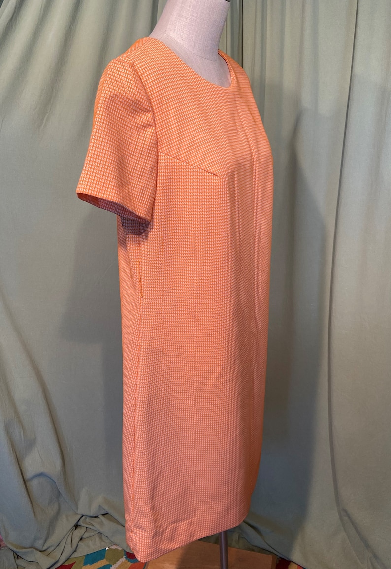 Deadstock NWT Original Vintage 70s L'Iglon Orange & Cream Tweed Check Polyester Short Sleeve Shift Dress Tag Size 20 Bust 42 Waist 42 image 7