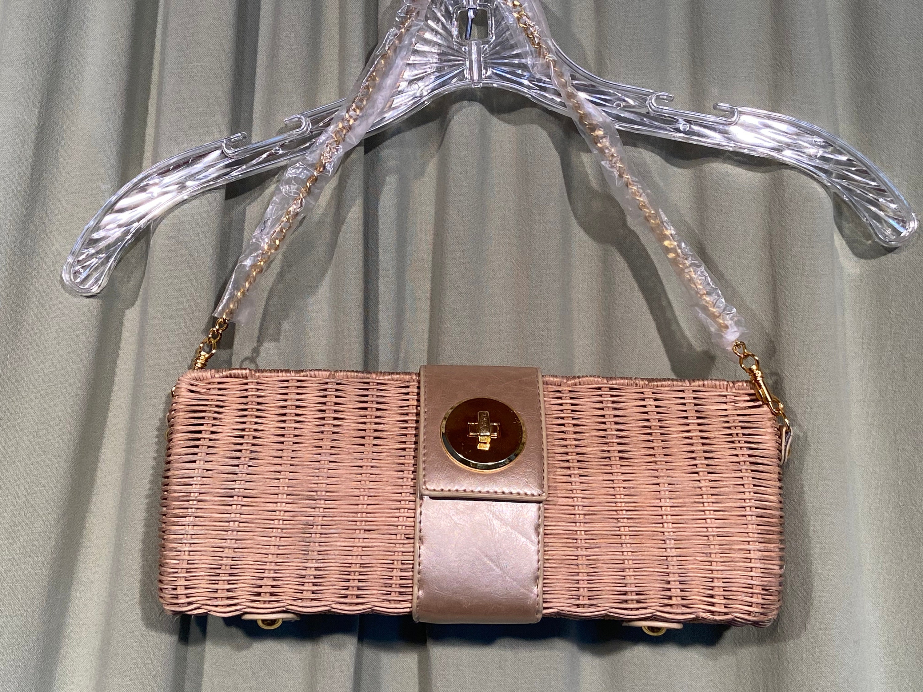 Kate spade hotsell wicker clutch