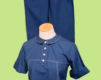 Blusa y pantalón corto de algodón azul vintage original y divertido de mediados de siglo. Busto: 36 cm. Cintura: 24 cm.