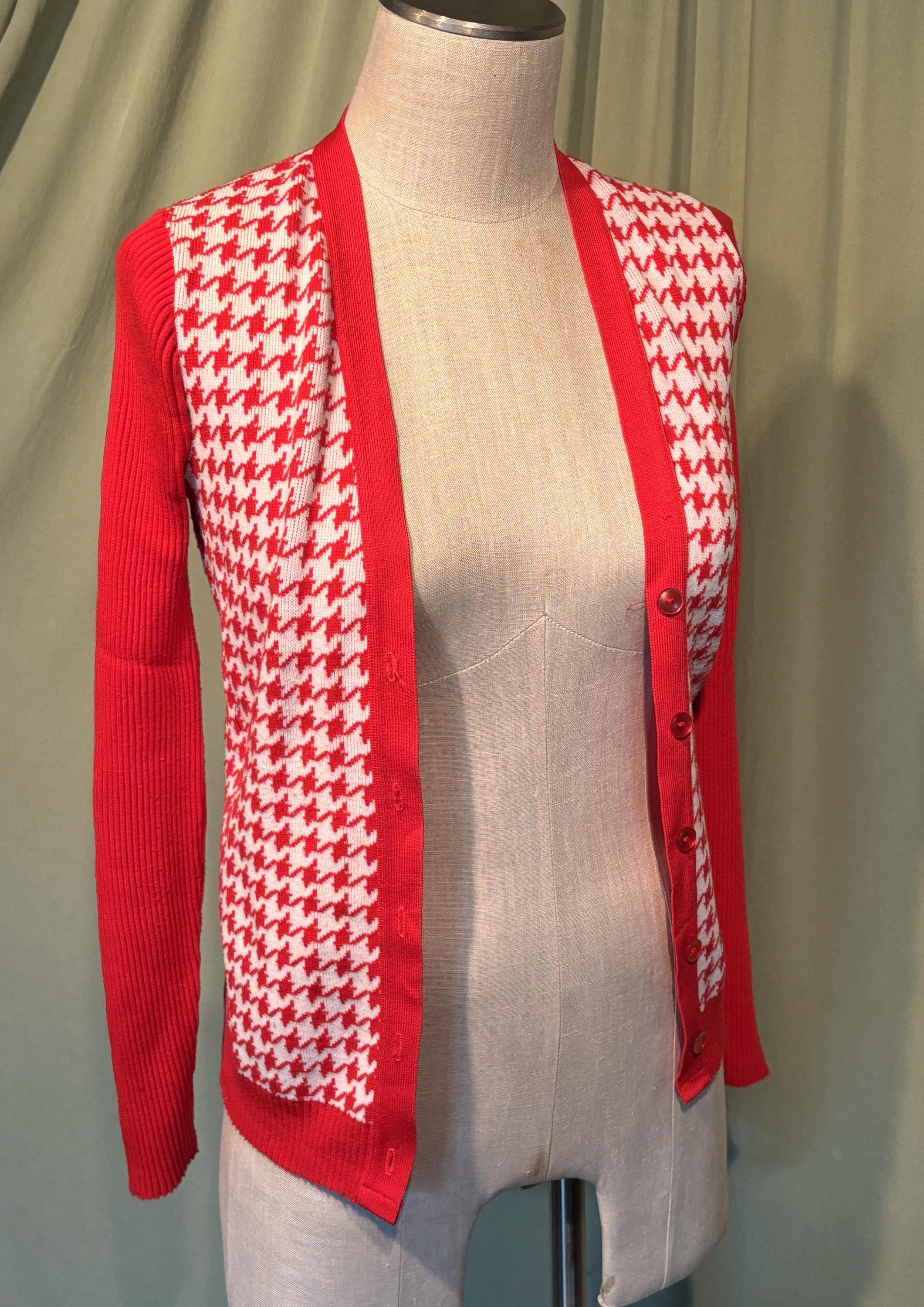 Vintage 60s 100% Virgin Orlon Acrylic Zip Cardigan Sweater