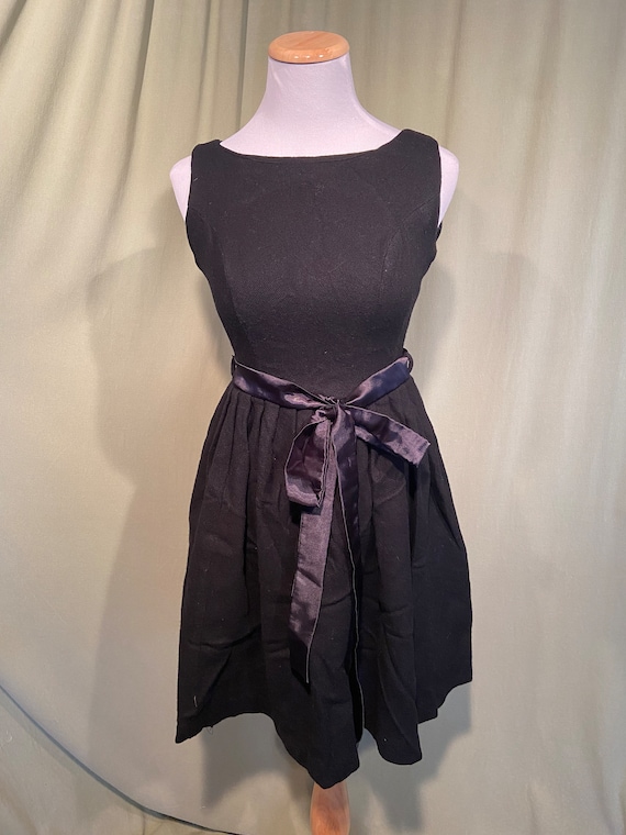 Sweet Original Vintage 50s Black Wool Sleeveless Jumper Dress Fit N Flare W  Sash Junior Size 9 Bust 30 Waist 24 - Etsy