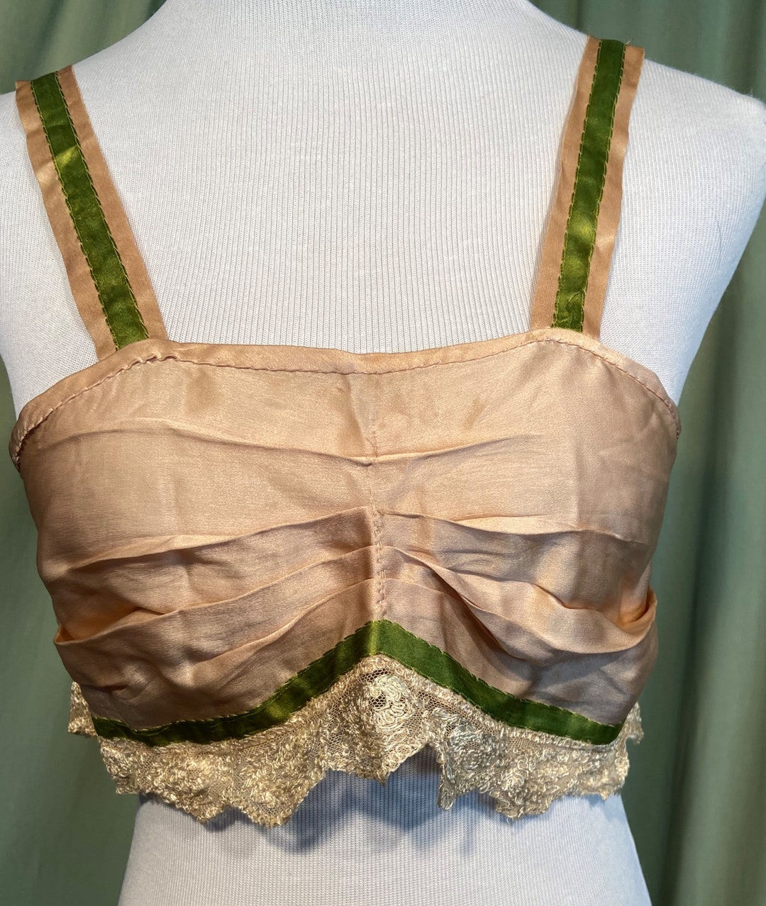 Sweet Original Vintage 20s Fragile Hand Stitched Silk Lace & Ribbon