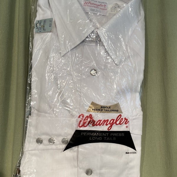 Deadstock New in Package Original Vintage Wrangler White Western Style Cotton Blend Pearl Snap Front Long Sleeve Shirt Size 16-1/2 / 36