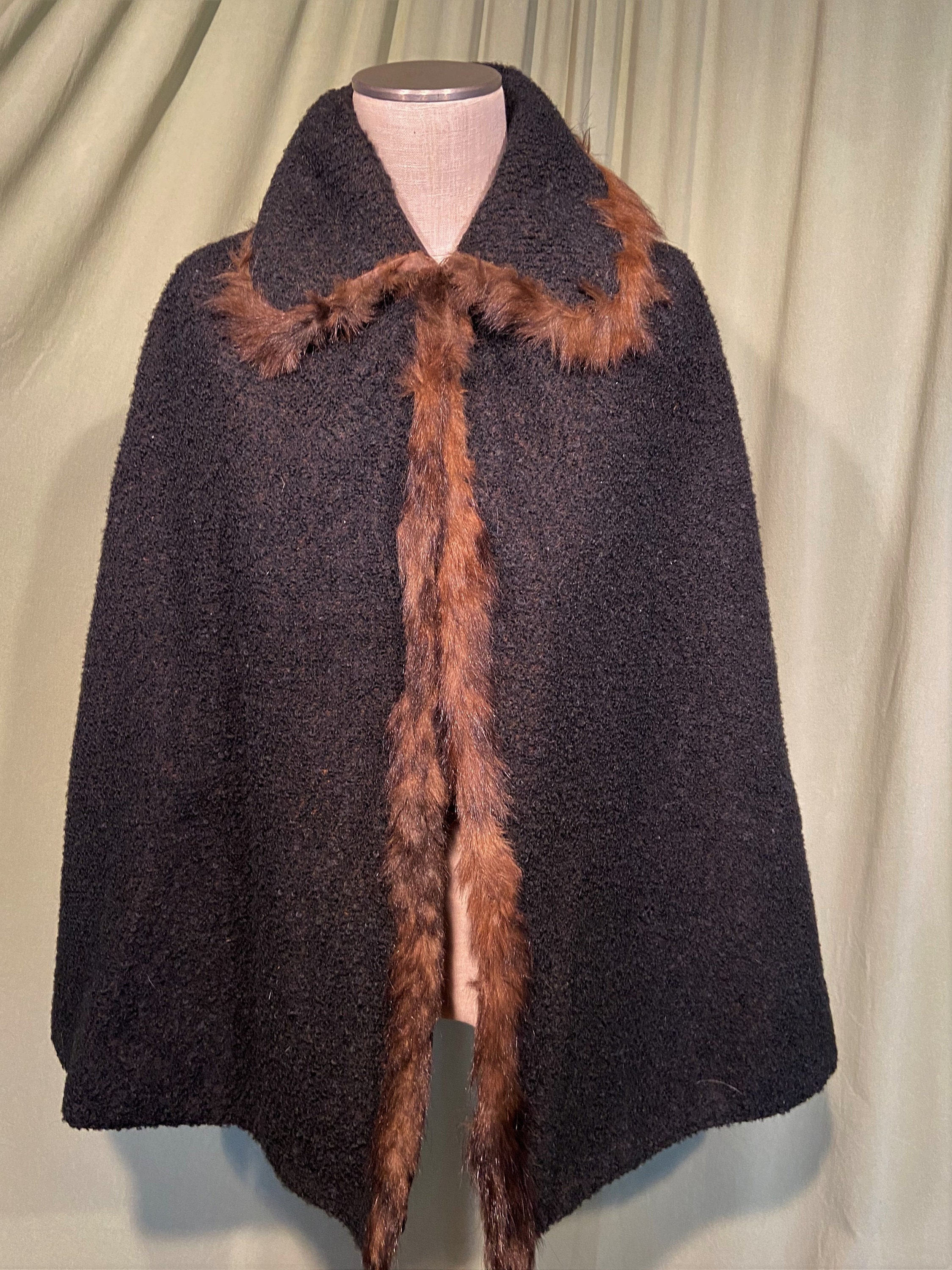 Lovely Original Antique Circa 1900 Nubby Wool Cape W Long Fur Trim