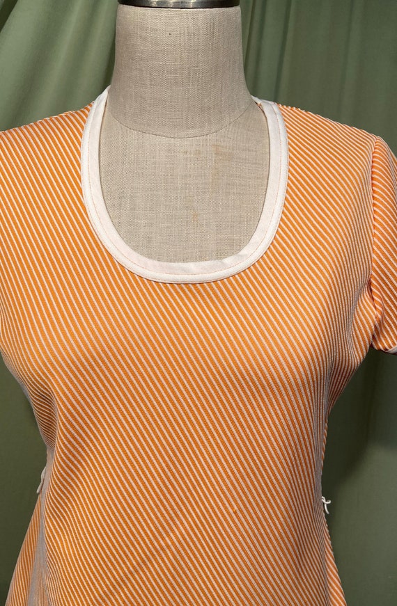 Sweet Original Vintage 70s Orange & White Diagona… - image 2