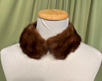 Sweet Original  Vintage Mid Century Small Mink Fur Collar in Shades of Brown 16" Long by 2-3/4" Wide