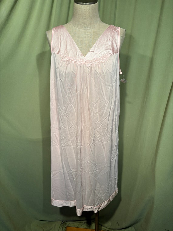 Deadstock Original Vintage Vanity Fair Knee Length Sleeveless Pink Nylon Nightgown W Applique Trim Bust Tag Size Large Bust 42 Etsy UK