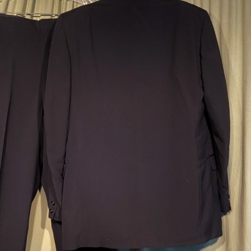 Handsome Original Vintage Men's 2 shops Pc Tuxedo Jacket Satin Lapel w Pants Size 44L Waist 38