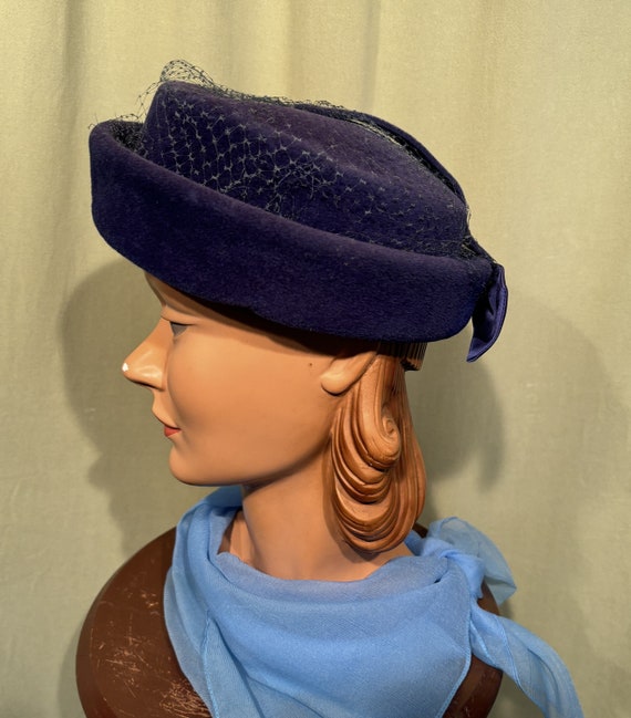 Peach Bloom Velour royal blue vintage hat for women. Wounded Original Vintage Mid-century Ladies main image 2