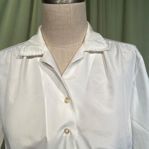 Sweet Vintage Mid Century White Rayon Blend Short Sleeve Blouse W ...