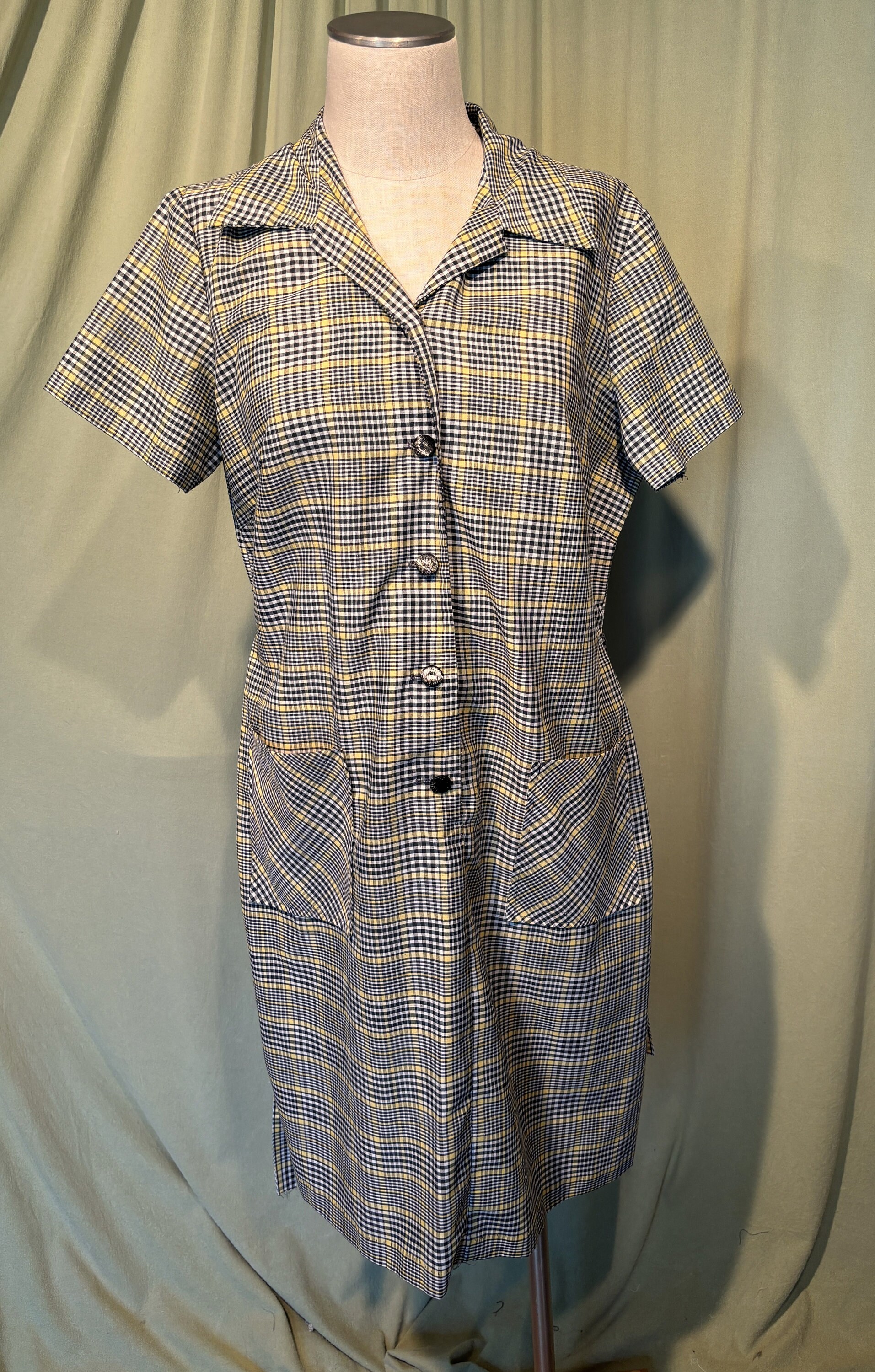 Cute Original Vintage Mid Century Yellow & Black Plaid