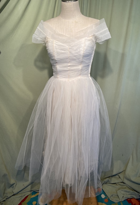 Sweet Vintage 50s Off White Tulle Cupcake Dress Sh