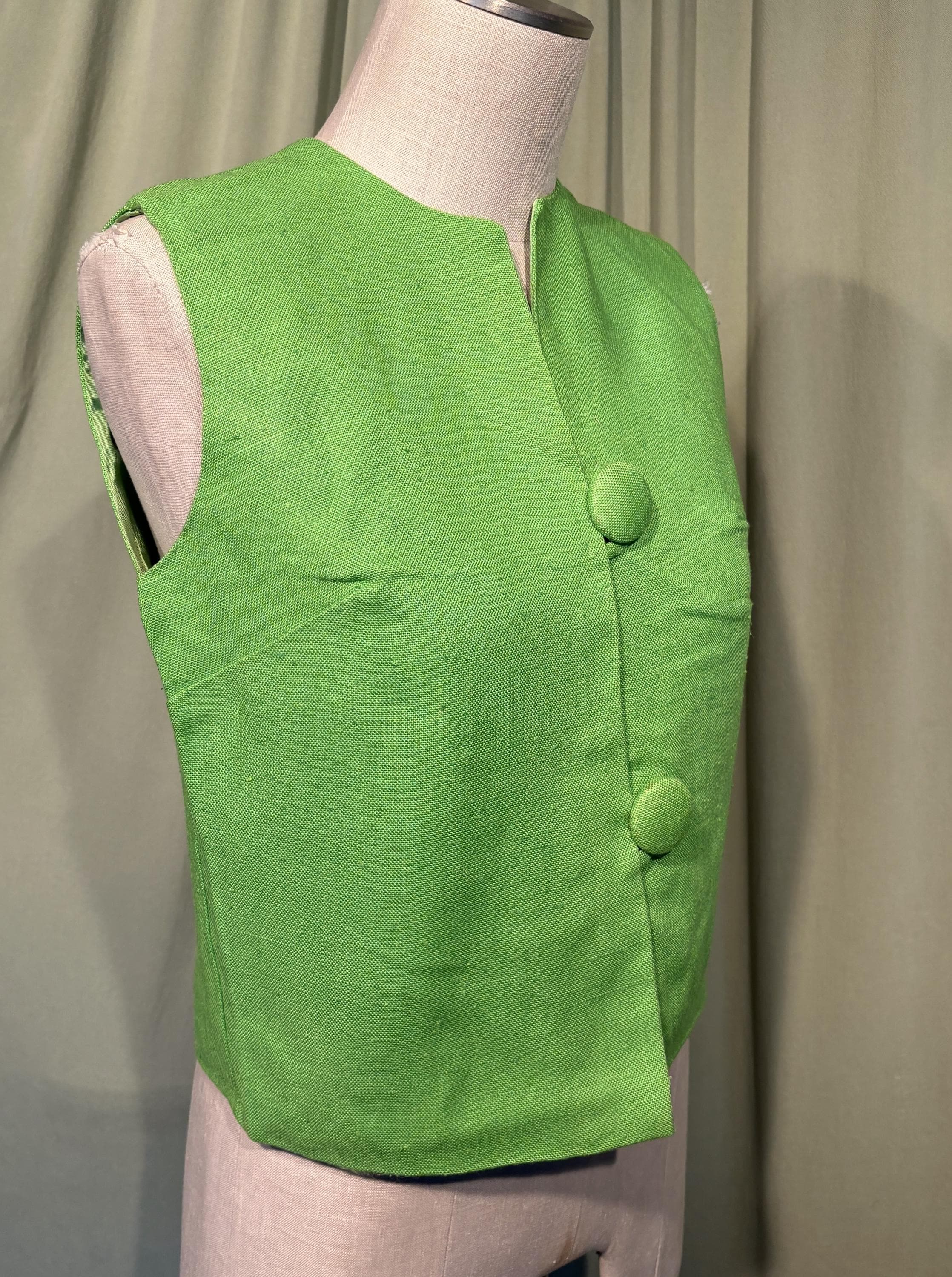 Fun Vintage Mod 60s Bright Green Linen Vest W Big Buttons Bust 36