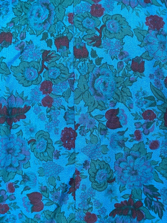 Pull Léger Koret à Broderies Florales Et Col Velours - Taille P (Petites) - Neuf Avec étiquette